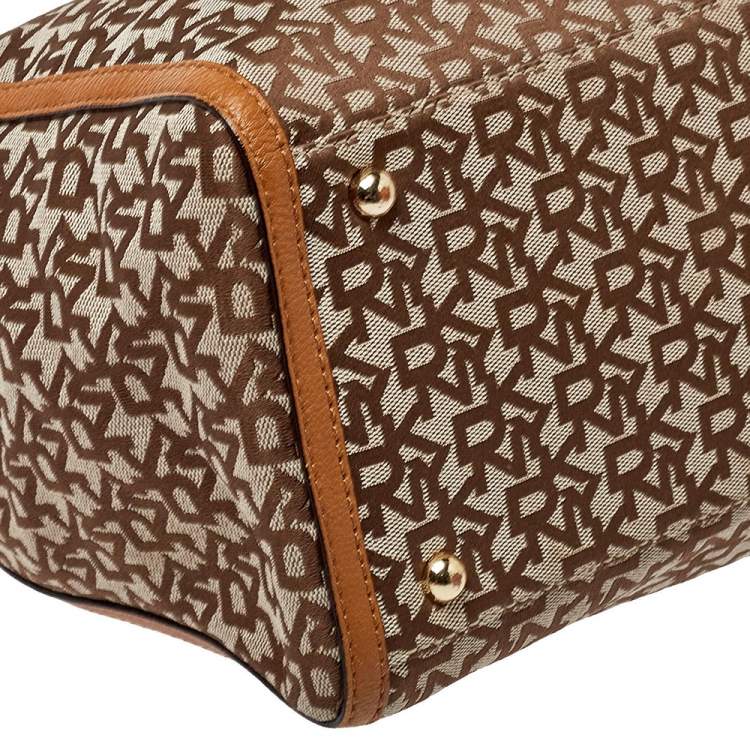 Pre Owned Dkny Beige/Tan Signature Canvas and Leather Tote 