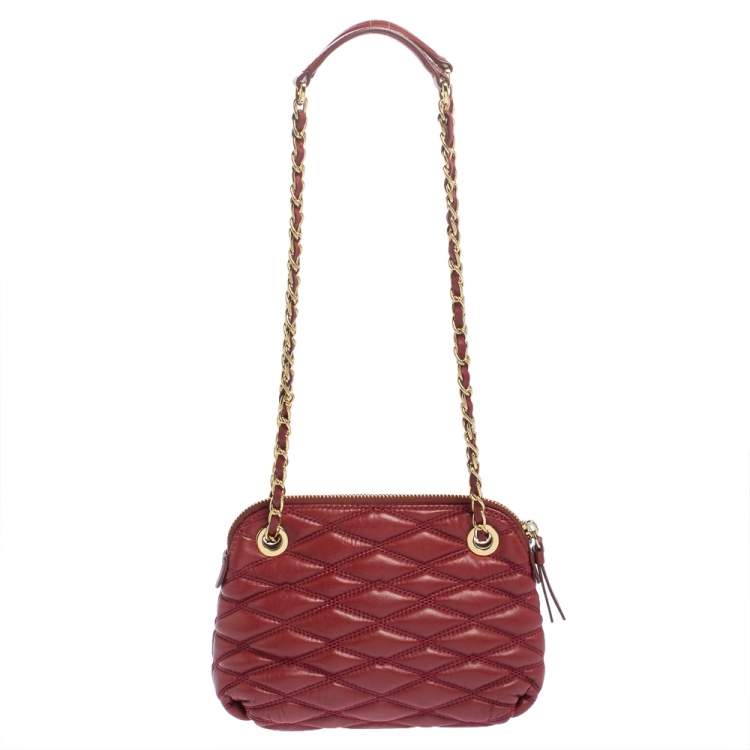 Pre Owned Dkny Red Quilted Leather Charm Chain Shoulder Bag
