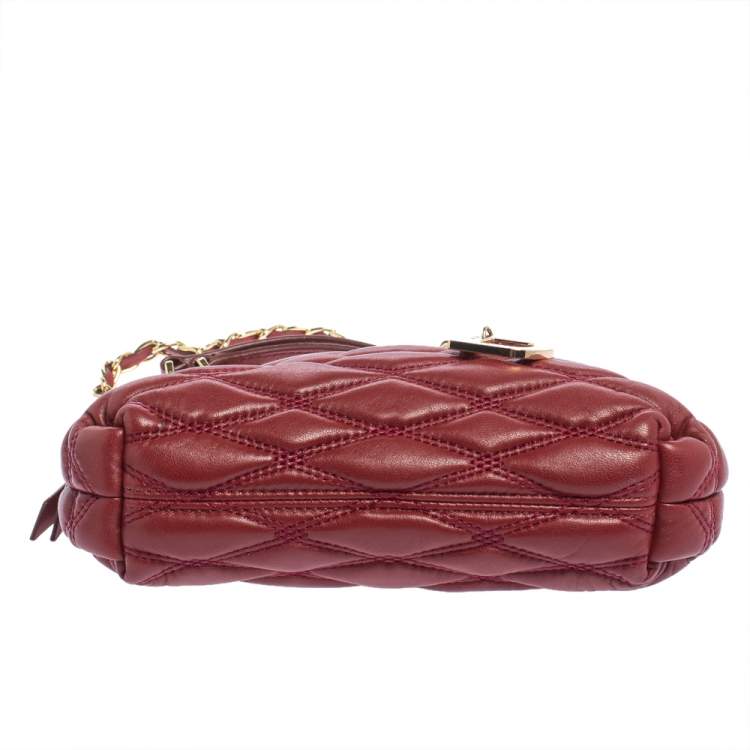 Pre Owned Dkny Red Quilted Leather Charm Chain Shoulder Bag