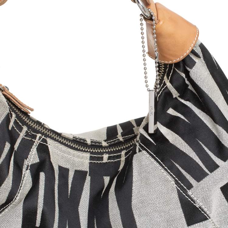 Pre Owned Dkny Grey/Beige Signature Canvas and Leather Hobo