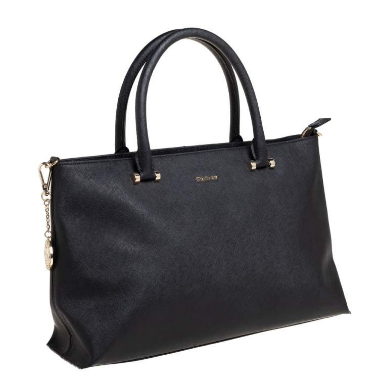مملوكة مسبقًا DKNY Black Saffiano Leather Bryant Park Zip Tote