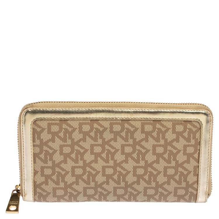 Leather wallet Dkny White in Leather - 11898054