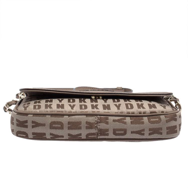 مملوكة مسبقًا Dkny Dark Beige Monogram Canvas and Leather Logo Flap Chain Crossbody Bag