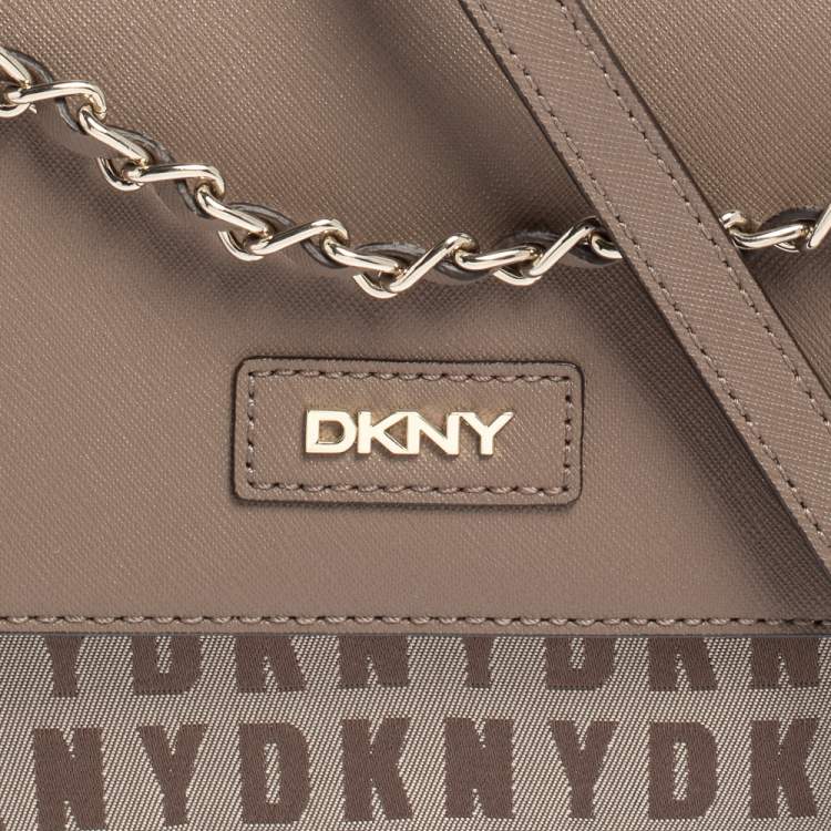 مملوكة مسبقًا Dkny Dark Beige Monogram Canvas and Leather Logo Flap Chain Crossbody Bag