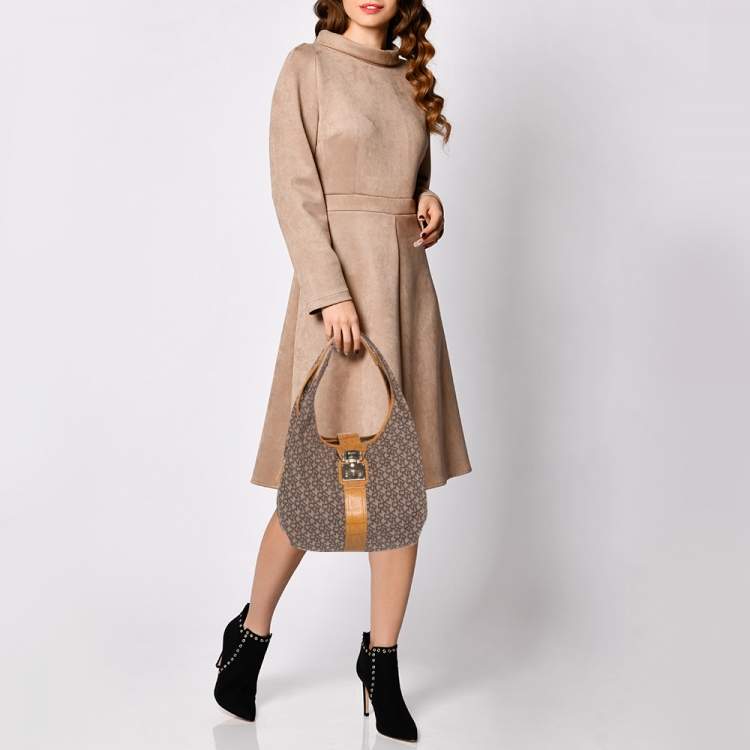 Pre Owned Dkny Beige/Brown Signature Canvas and Croc Embossed Leather Push Lock Hobo 
