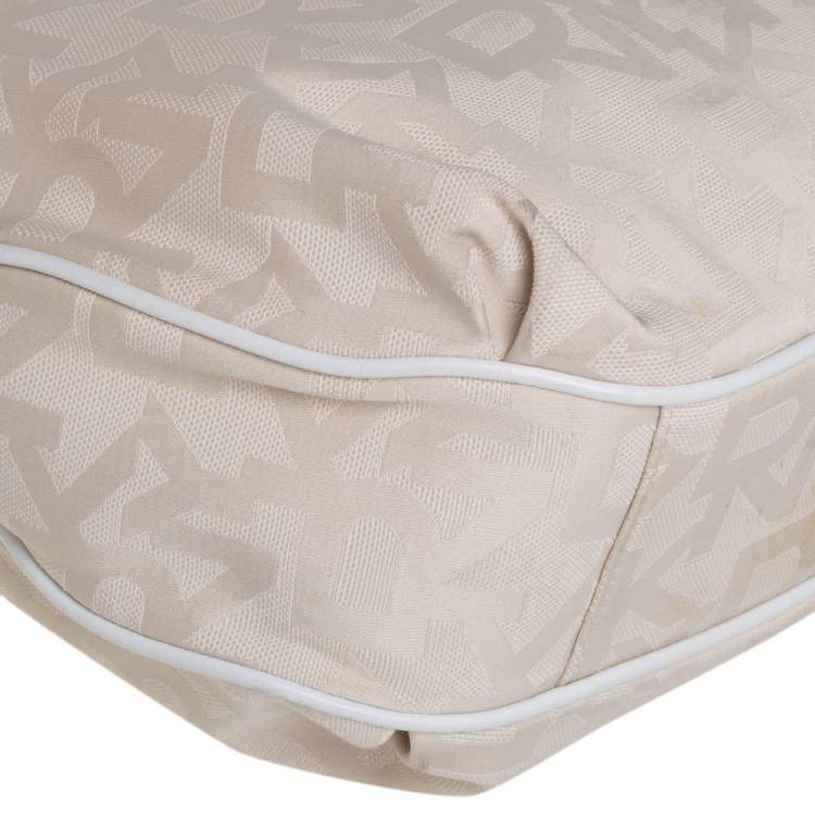 Pre Owned DKNY Cream Signature Canvas Hobo