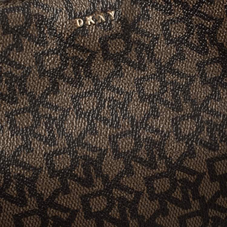 Pre Owned Dkny Brown/Beige Signature Coated Canvas Bryant Bucket Bag