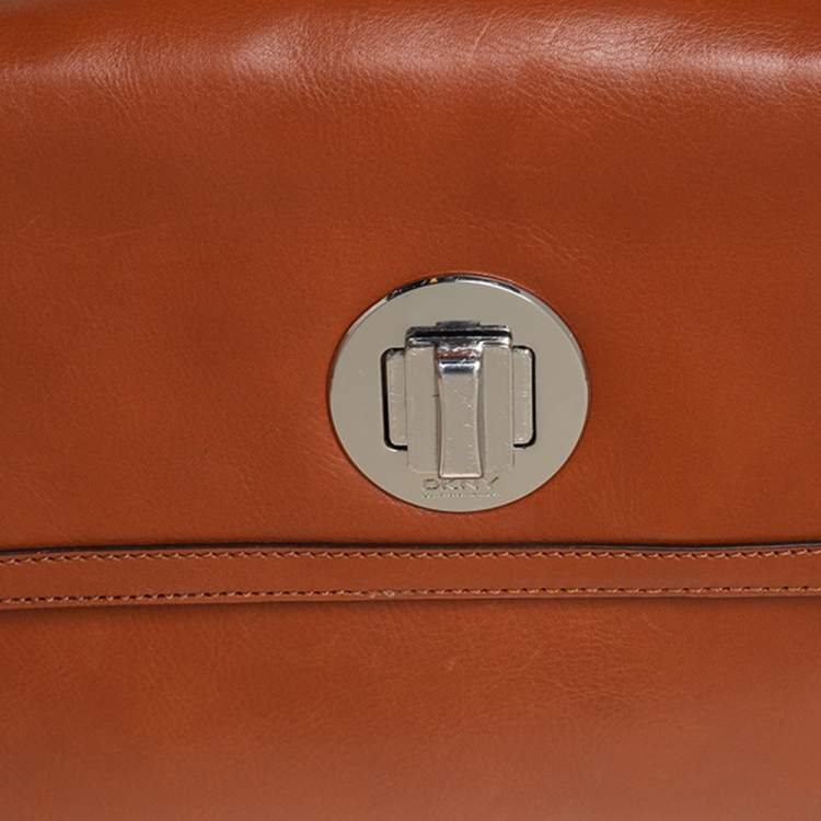Pre Owned Dkny Tan Leather Flap Top Handle Bag