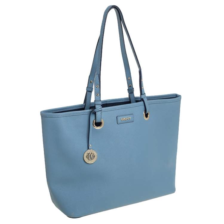 Pre Owned Dkny Blue Saffiano Leather Bryant Park Tote