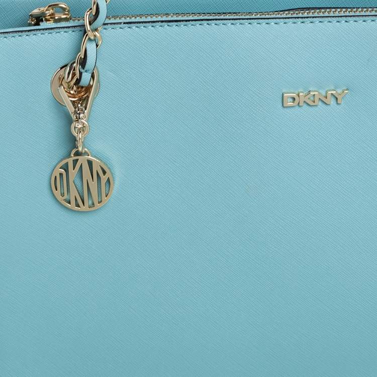 Pre Owned Dkny Light Blue Leather Bryant Zipped Chain Tote