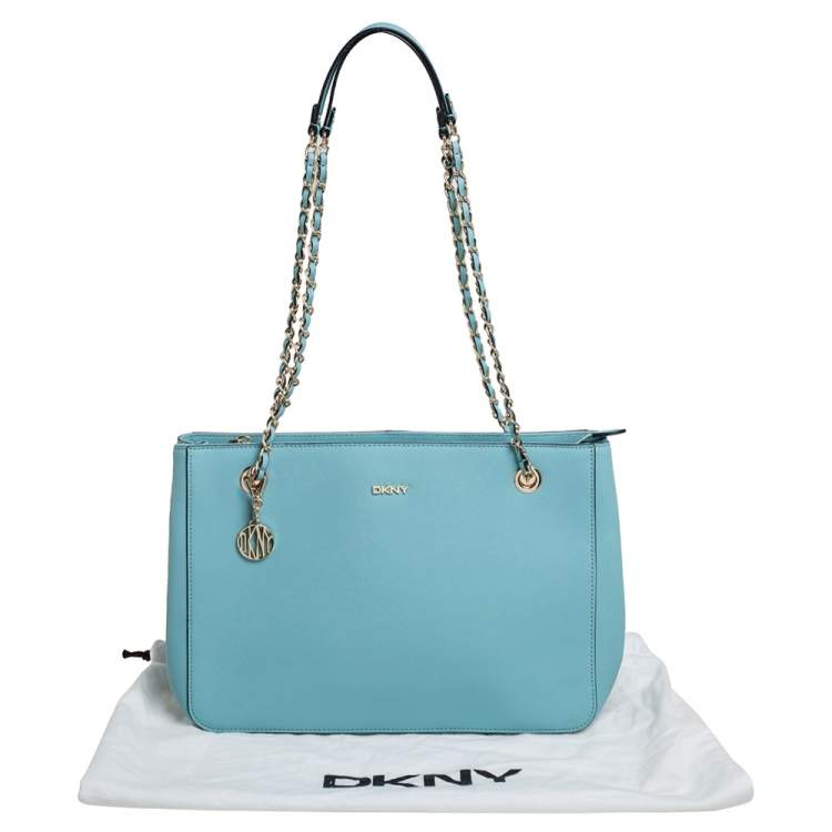 Pre Owned Dkny Light Blue Leather Bryant Zipped Chain Tote