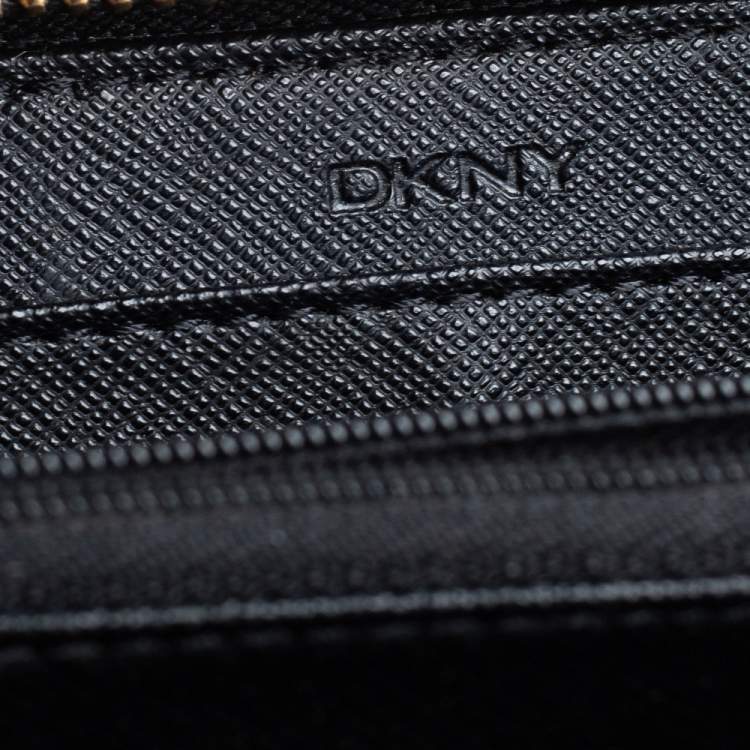Pre Owned DKNY Black Leather Zip Around Wallet