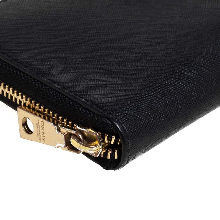 Pre Owned DKNY Black Leather Zip Around Wallet