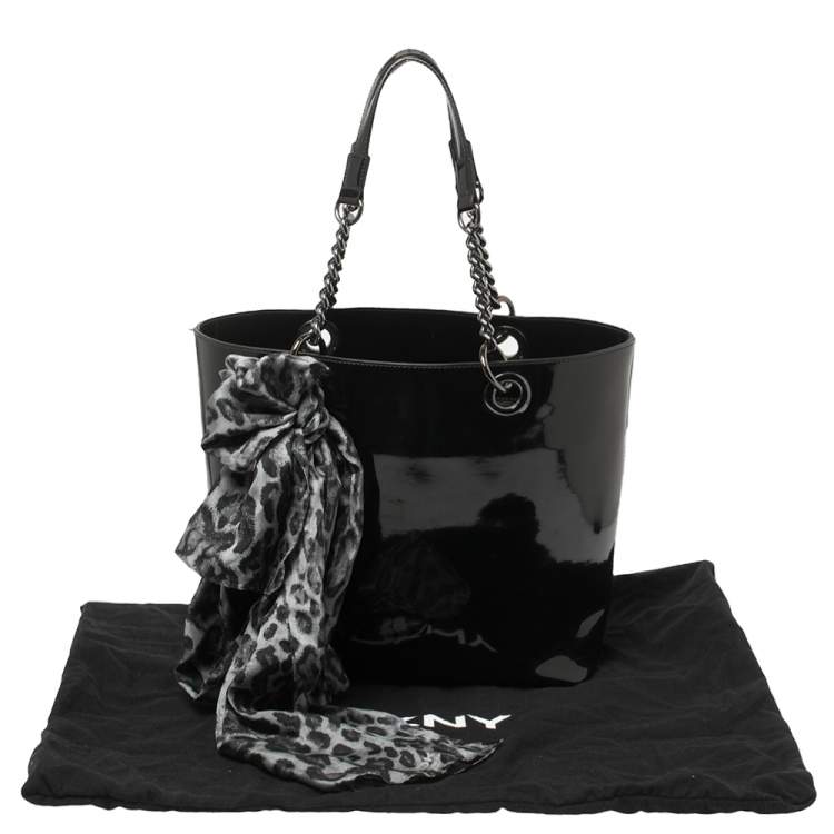 Pre Owned Dkny Black Patent Leather Chain Shopper Tote
