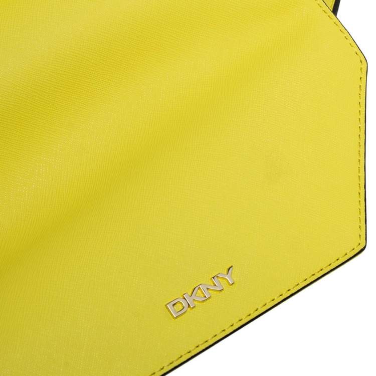 Pre Owned DKNY Yellow Leather Bryant Park Envelope Crossbody Bag