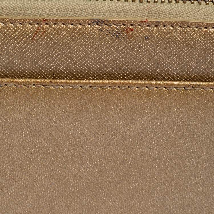 Pre Owned Dkny Metallic Beige Leather Zip Around Wallet