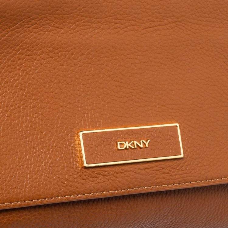 مملوكة مسبقًا Dkny Brown Leather Bryant Park Flap Crossbody Bag
