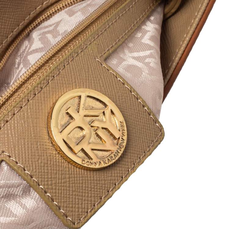 مملوكة مسبقًا Dkny Brown Leather Bryant Park Flap Crossbody Bag