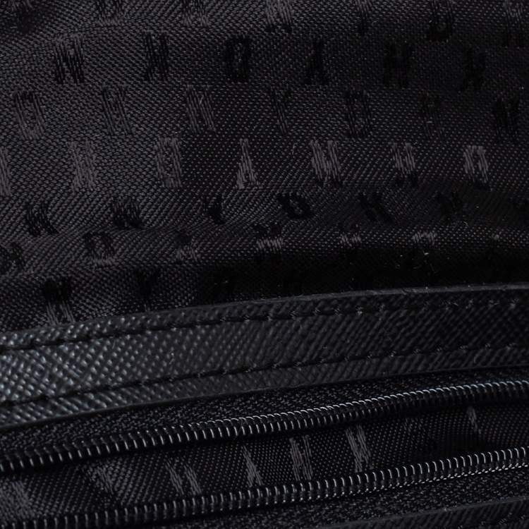 مملوكة مسبقًا Dkny Black Quilted Leather Dome Shoulder Bag