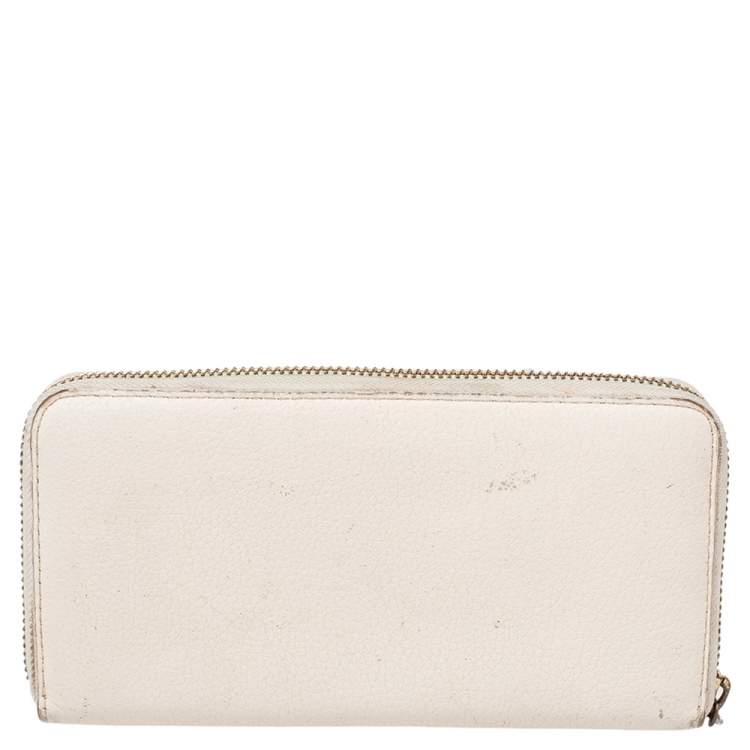 Pre Owned Dkny Cream Leather Zip Around Wallet