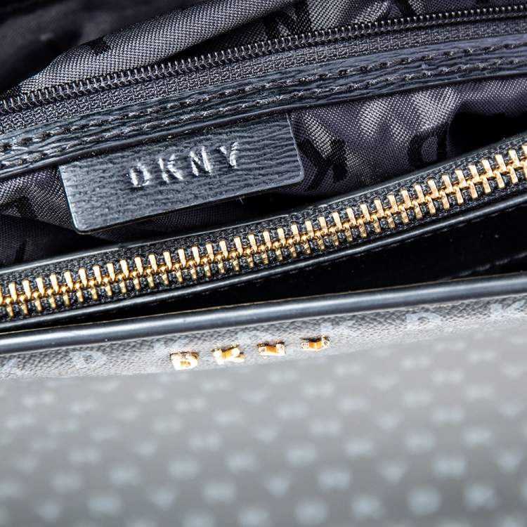 Pre Owned DKNY Black Signature Leather Chain Tote