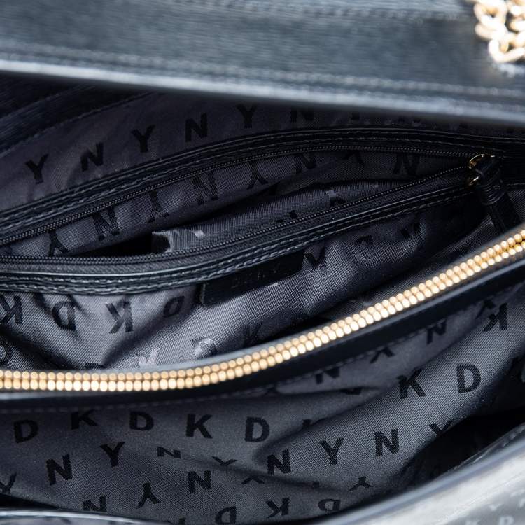 Pre Owned DKNY Black Signature Leather Chain Tote
