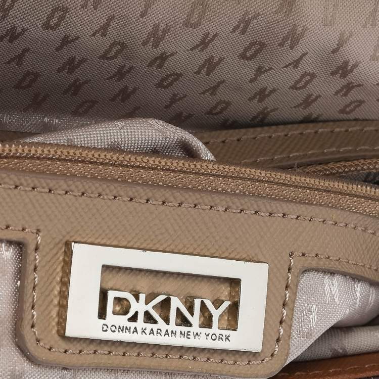 مملوكة مسبقًا DKNY Brown Saffiano Leather Bryant Park Crossbody Bag