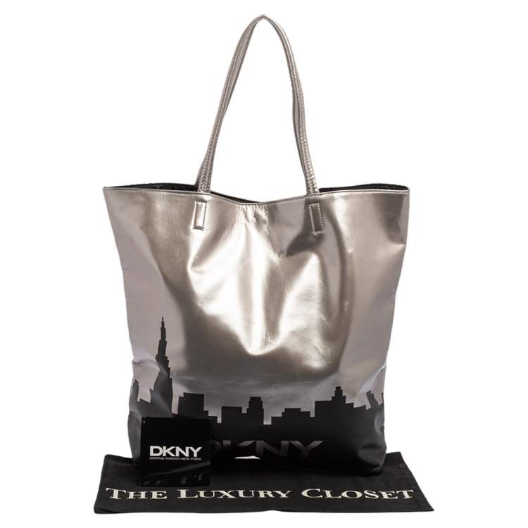Pre Owned DKNY Silver/Black Faux Leather Shopper Tote