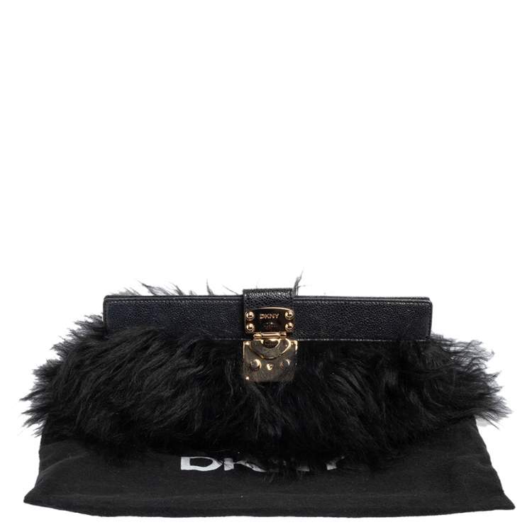Pre Owned Dkny Black/Navy Blue Leather and Faux Fur Pushlock Flap Clutch