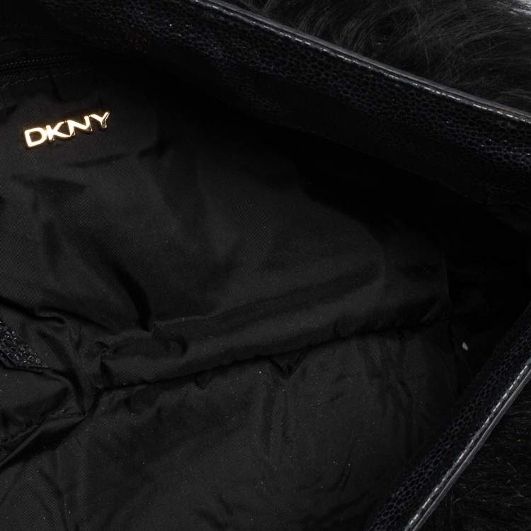 Pre Owned Dkny Black/Navy Blue Leather and Faux Fur Pushlock Flap Clutch