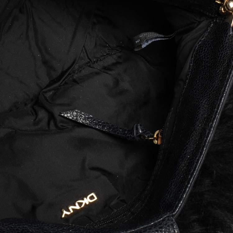 Pre Owned Dkny Black/Navy Blue Leather and Faux Fur Pushlock Flap Clutch