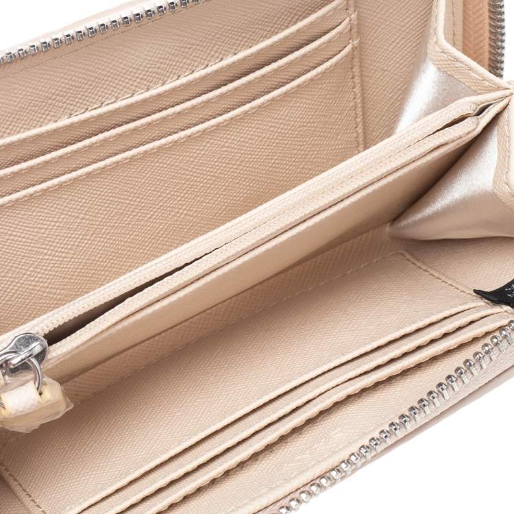 Pre Owned Dkny Pink Quilted Leather Zip Around Compact Wallet