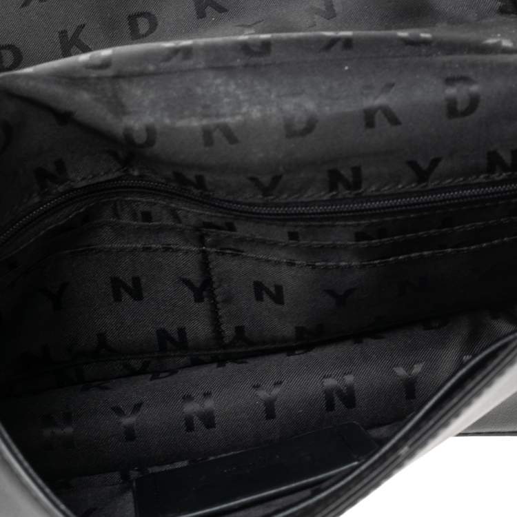 مملوكة مسبقًا DKNY Black Leather Chain Shoulder Bag