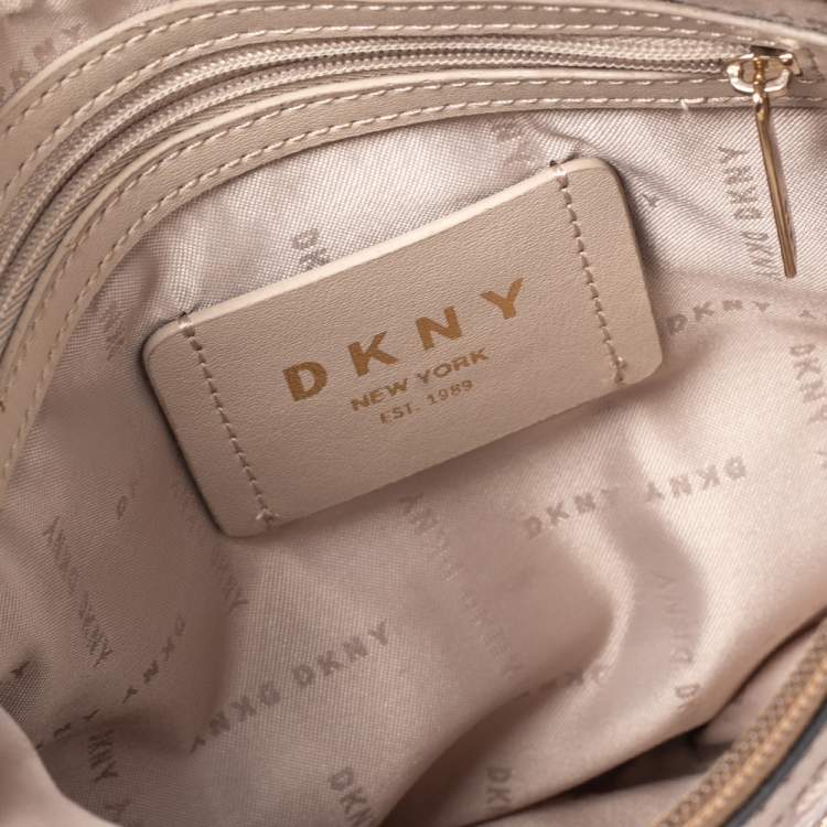 Pre Owned Dkny Beige/Brown Signature Nylon and Leather Crossbody Bag