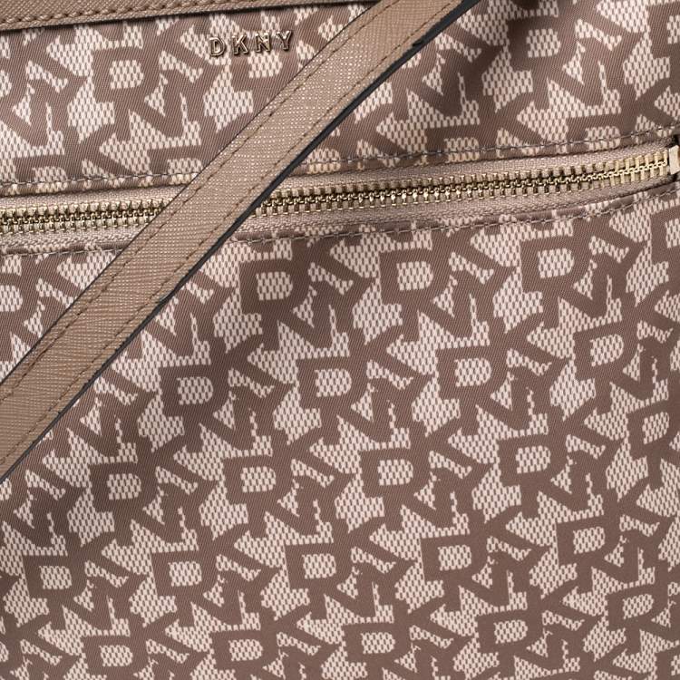 Pre Owned Dkny Beige/Brown Signature Nylon and Leather Crossbody Bag