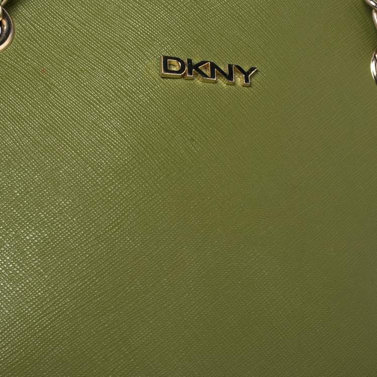 Pre Owned DKNY Green Leather Bryant Chain Shoulder Bag