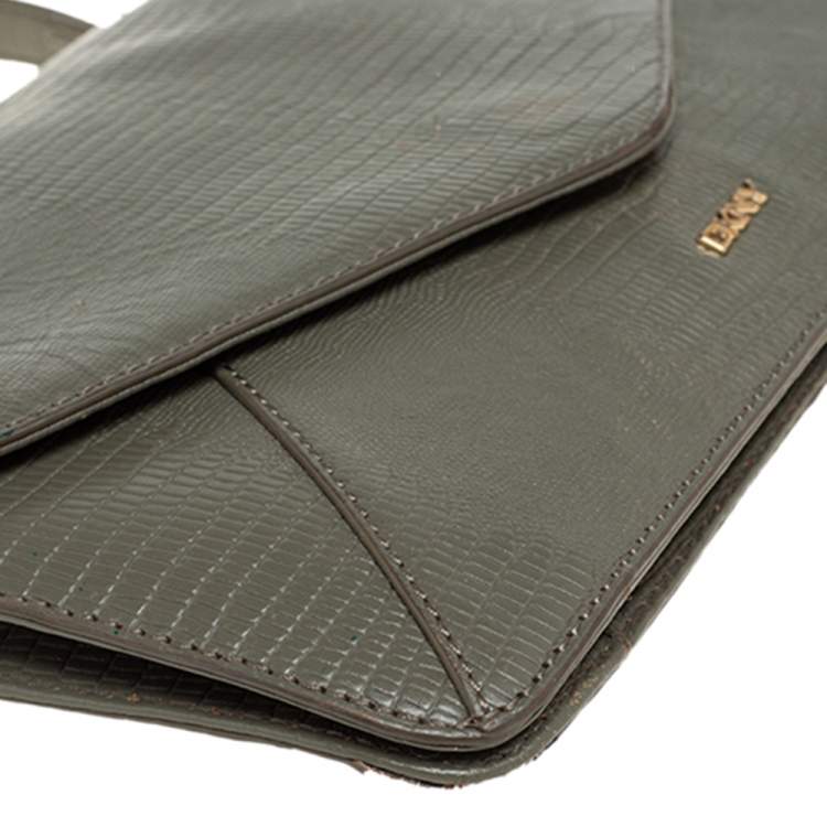 Pre Owned DKNY Green Lizard Embossed Leather Envelope Chain Clutch