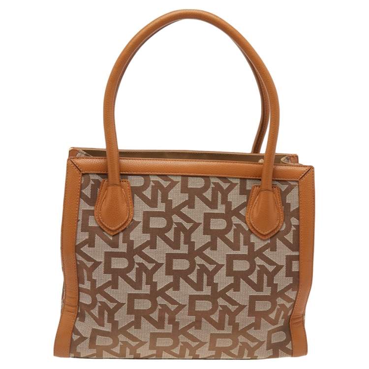 Pre Owned DKNY Beige/Tan Signature Canvas and Leather Tote
