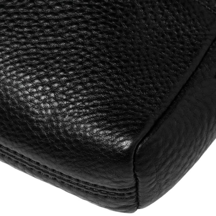 مملوكة مسبقًا Dkny Black Grained Leather Front Pocket Camera Bag