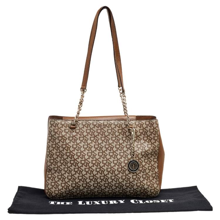 Pre Owned DKNY Brown/Beige Signature Coated Canvas And Leather Bryant Chain Shoulder Bag