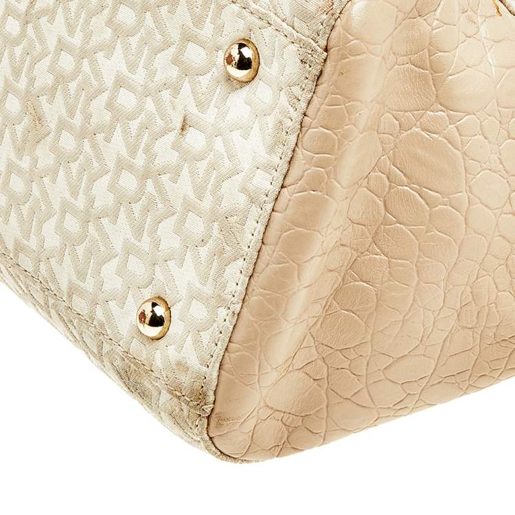 Pre Owned Dkny Beige/White Signature Coated Canvas And Leather Satchel 