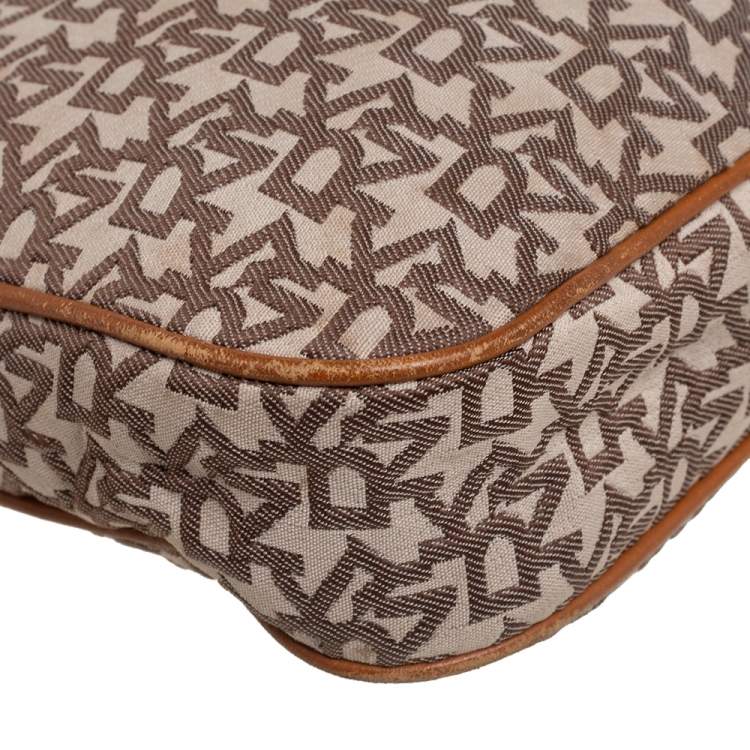 Pre Owned Dkny Beige/Tan Signature Canvas and Leather Crossbody Bag