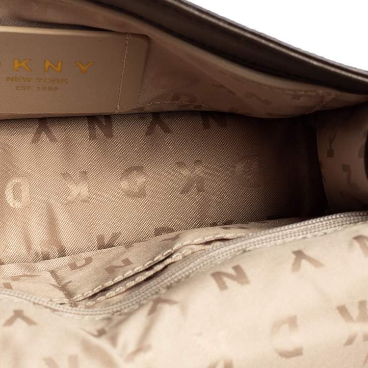 مملوكة مسبقًا Dkny Brown Signature Coated Canvas and Leather Chain Crossbody Bag