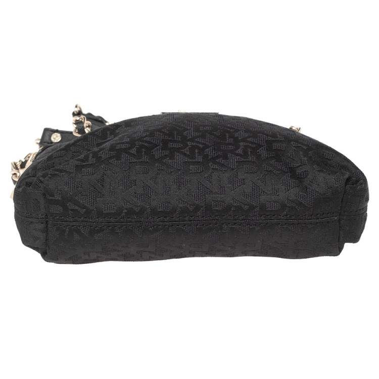 Pre Owned Dkny Black Signature Fabric Small Shoulder Bag
