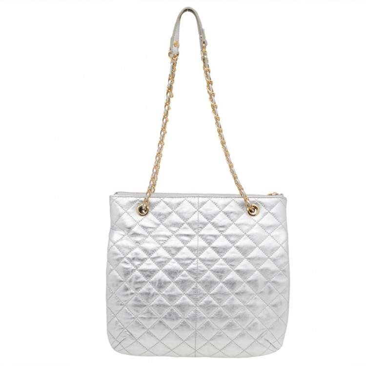 Pre Owned DKNY Silver Quilted Leather Shoulder Bag