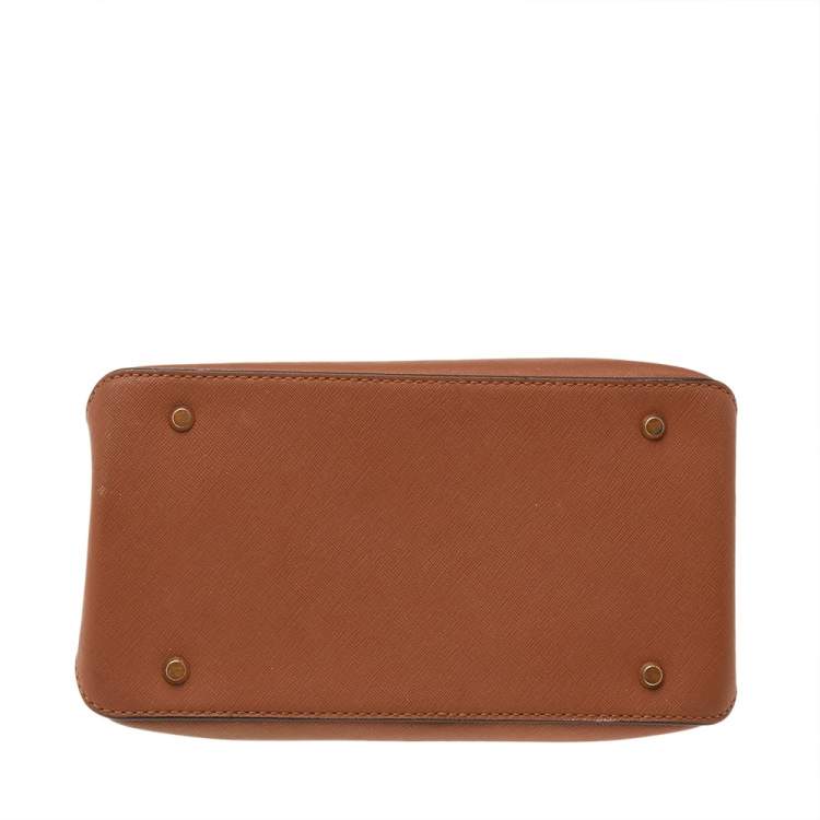 مملوكة مسبقًا DKNY Brown Saffiano Leather Bryant Park Shoulder Bag