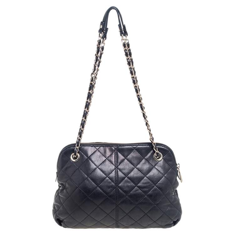 Pre Owned DKNY Quilted Leather Round Chain Shoulder Bag