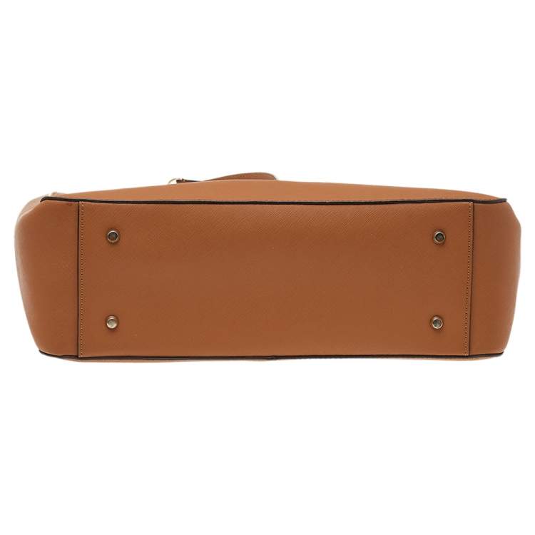 مملوكة مسبقًا DKNY Brown Leather Bryant Park Chain Tote