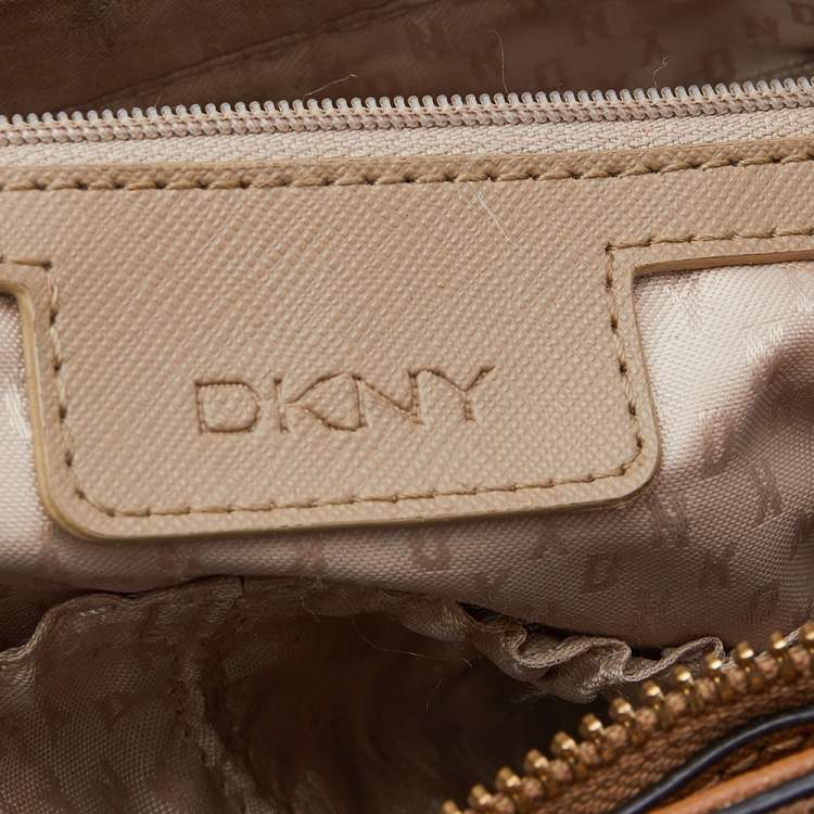 مملوكة مسبقًا DKNY Brown Leather Bryant Park Chain Tote