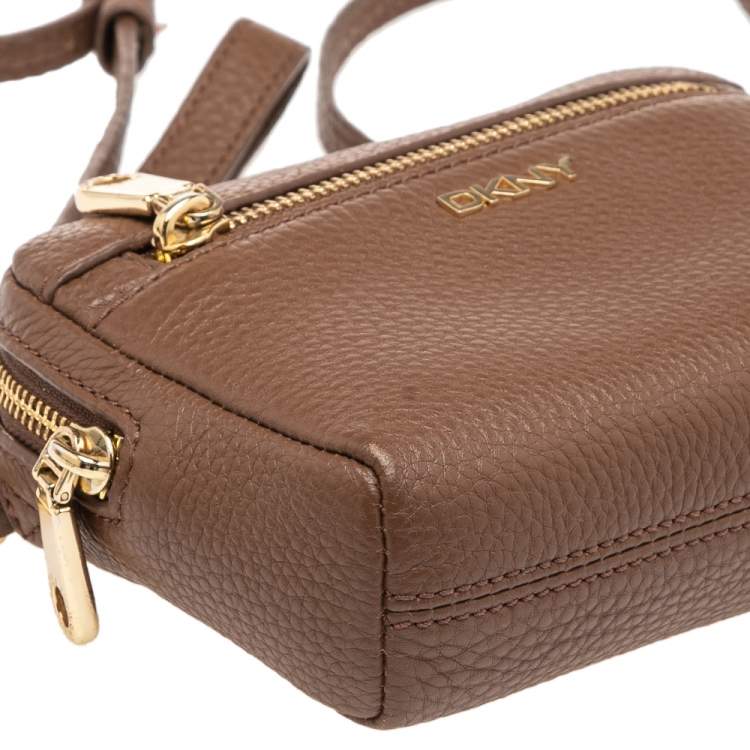 Pre Owned Dkny Brown Grained Leather Front Pocket Camera Bag